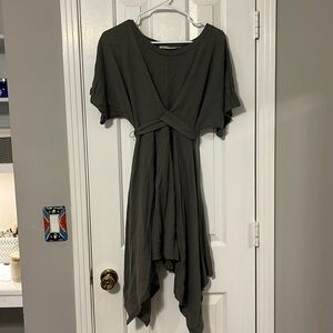 Boutique brand green cross tie dress